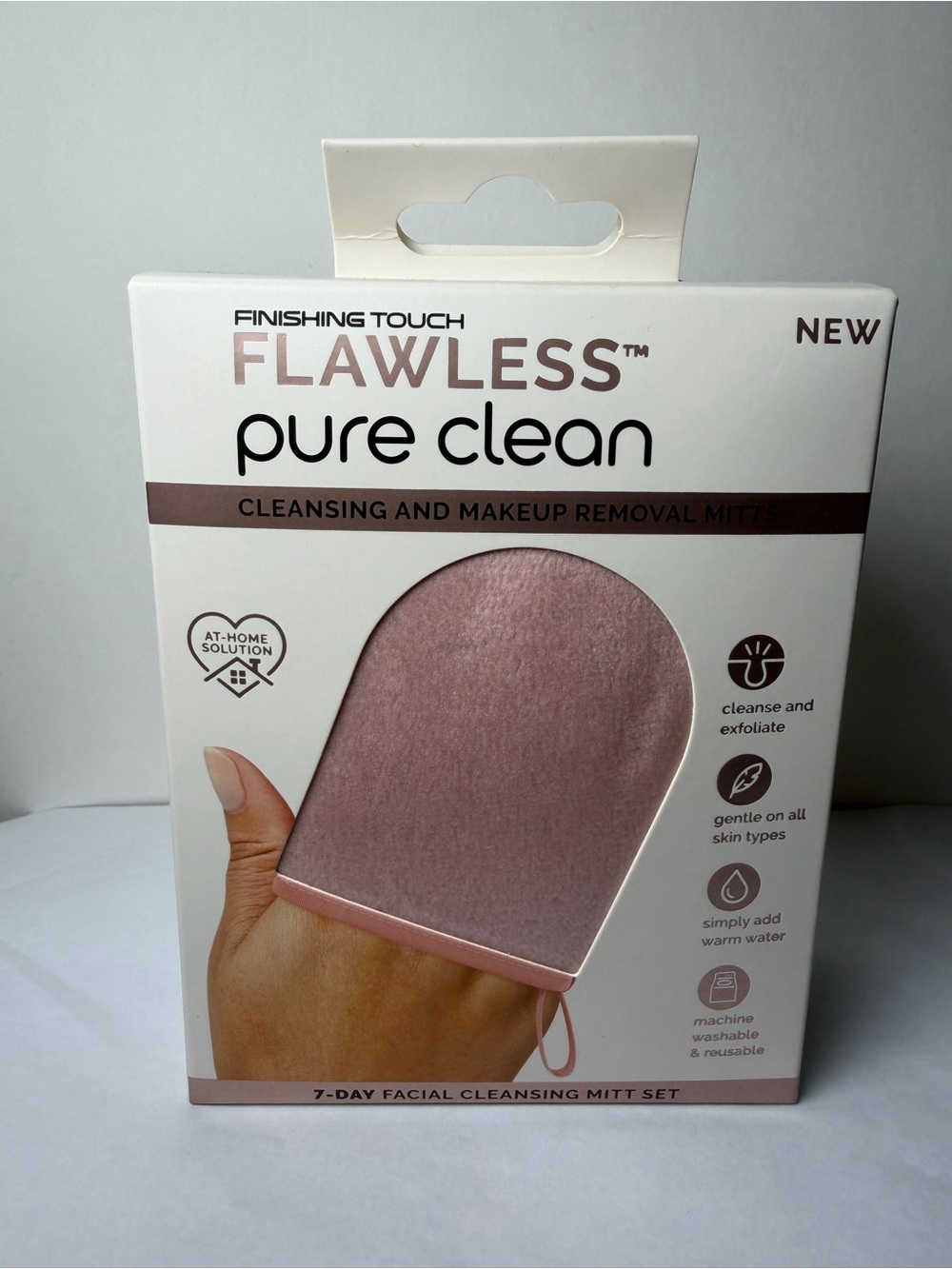Flawless Pure Clean Cleansing & Makeup Removal Mitt — Blush Pink